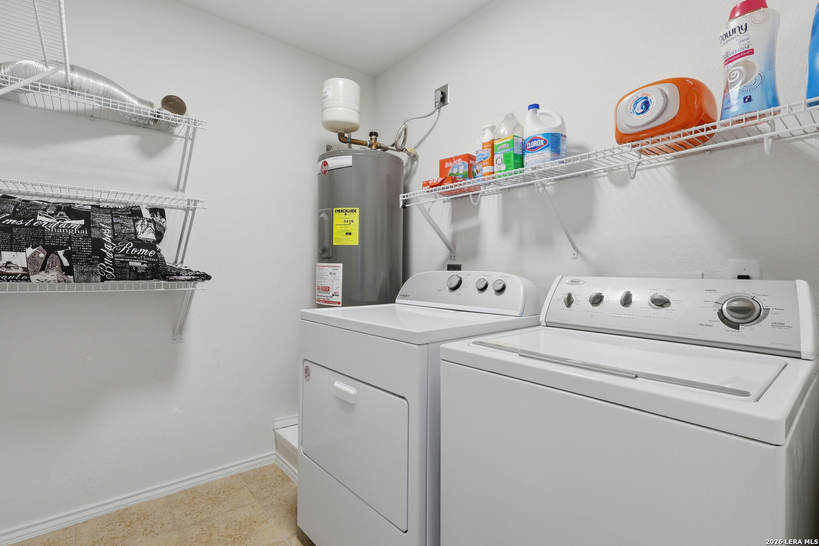 3903 Paradiso Loop