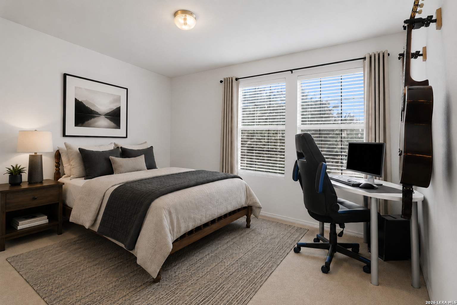 3903 Paradiso Loop