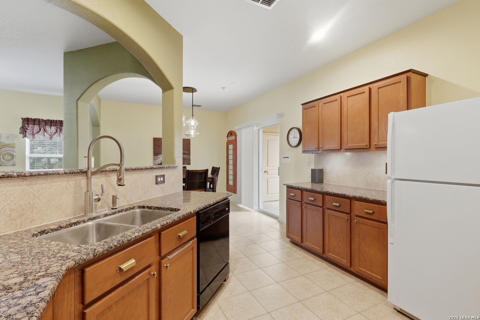 3903 Paradiso Loop