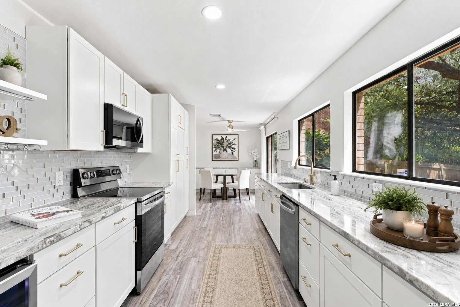 2316 Newoak Park