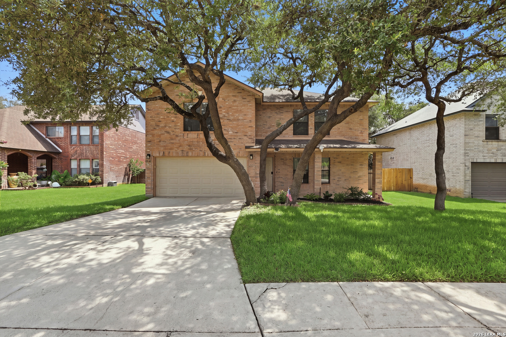 2316 Newoak Park