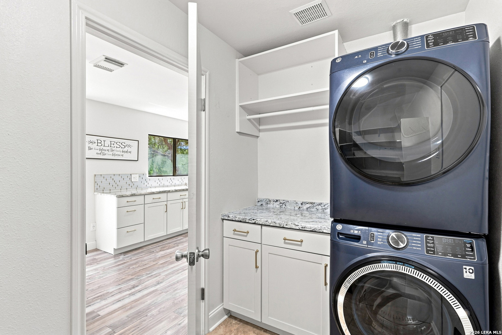 2316 Newoak Park