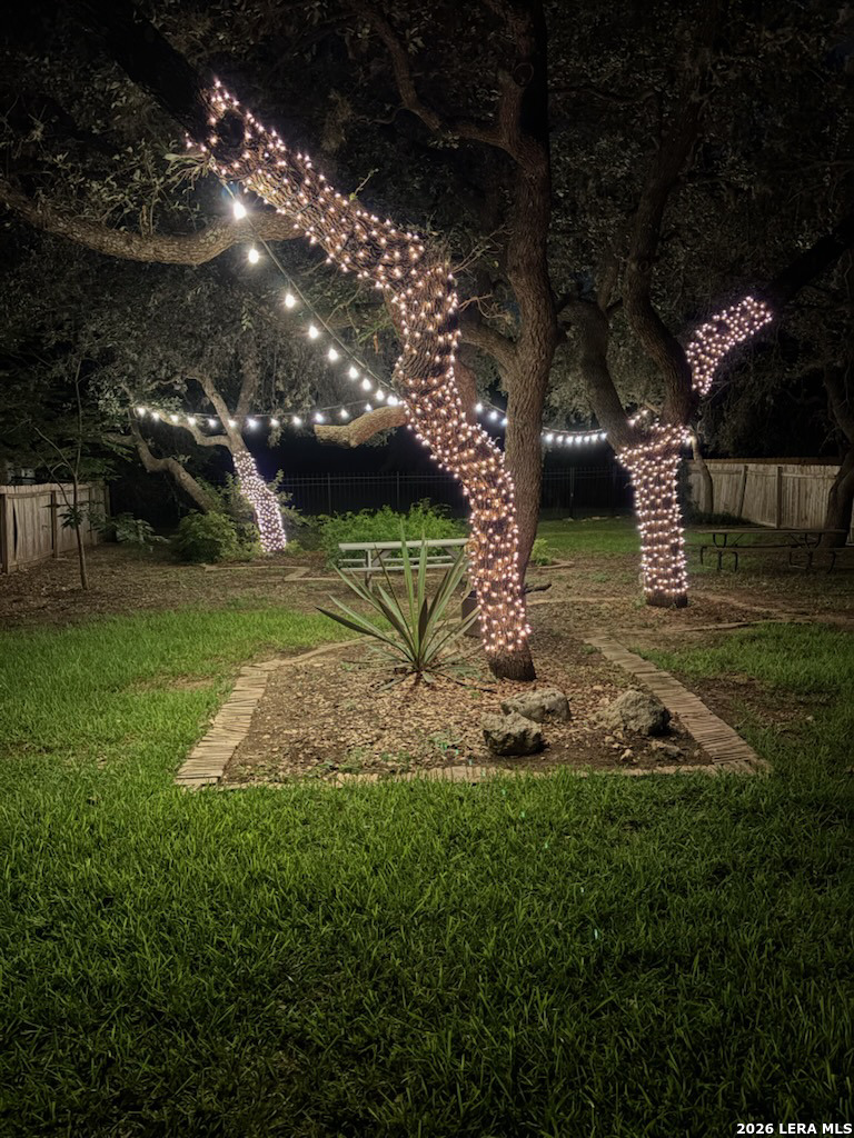2316 Newoak Park