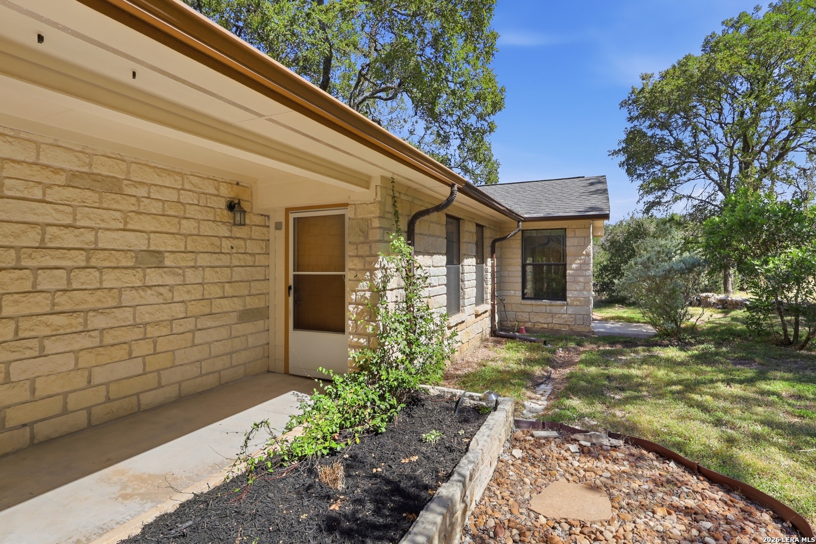 160 Creekwood Ct