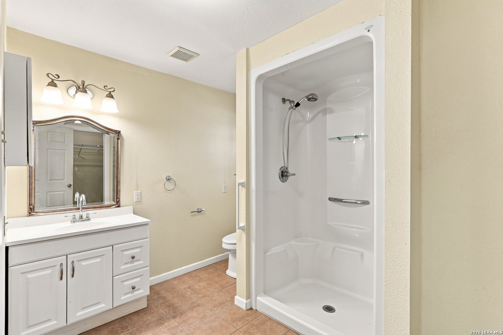 160 Creekwood Ct