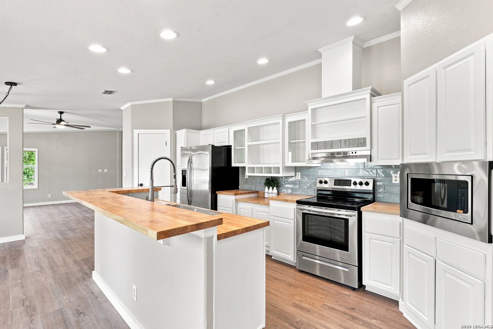 180 Sandy Oaks