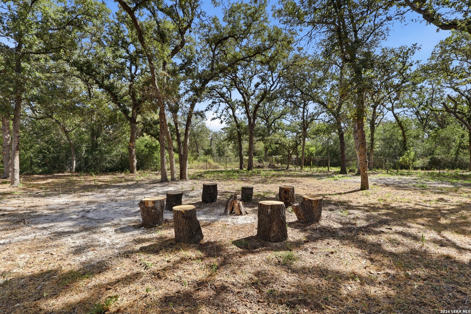 180 Sandy Oaks