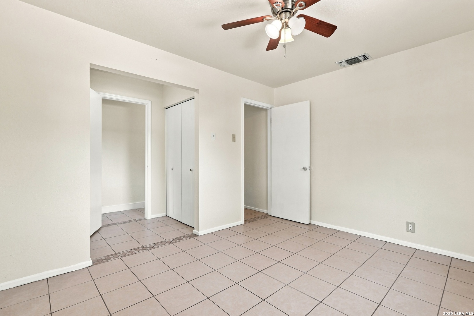 329 Vine