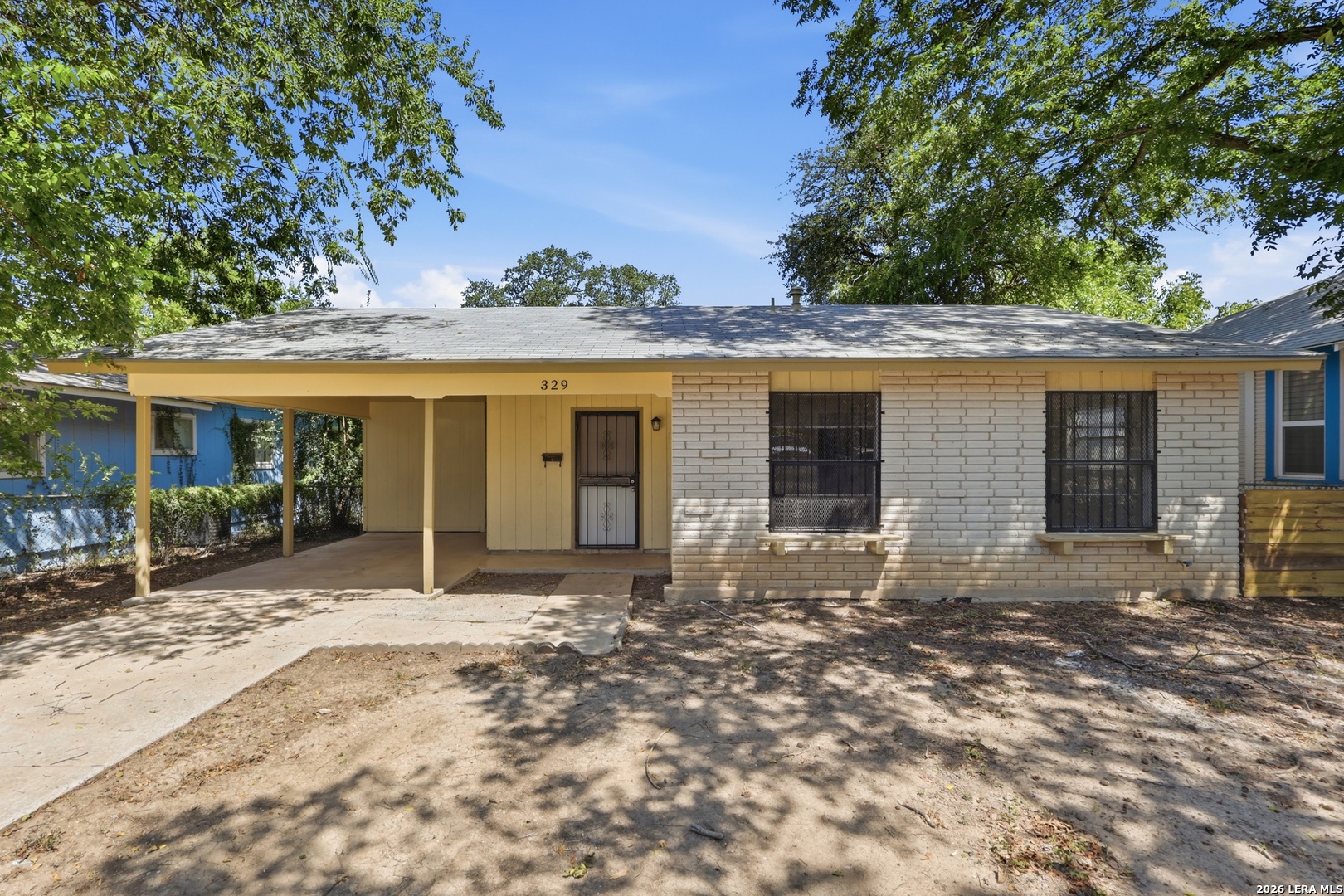 329 Vine