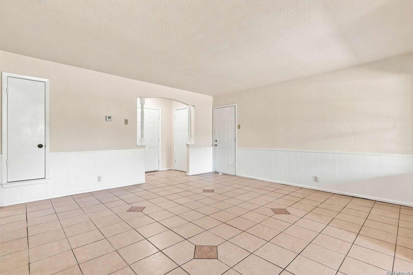 329 Vine