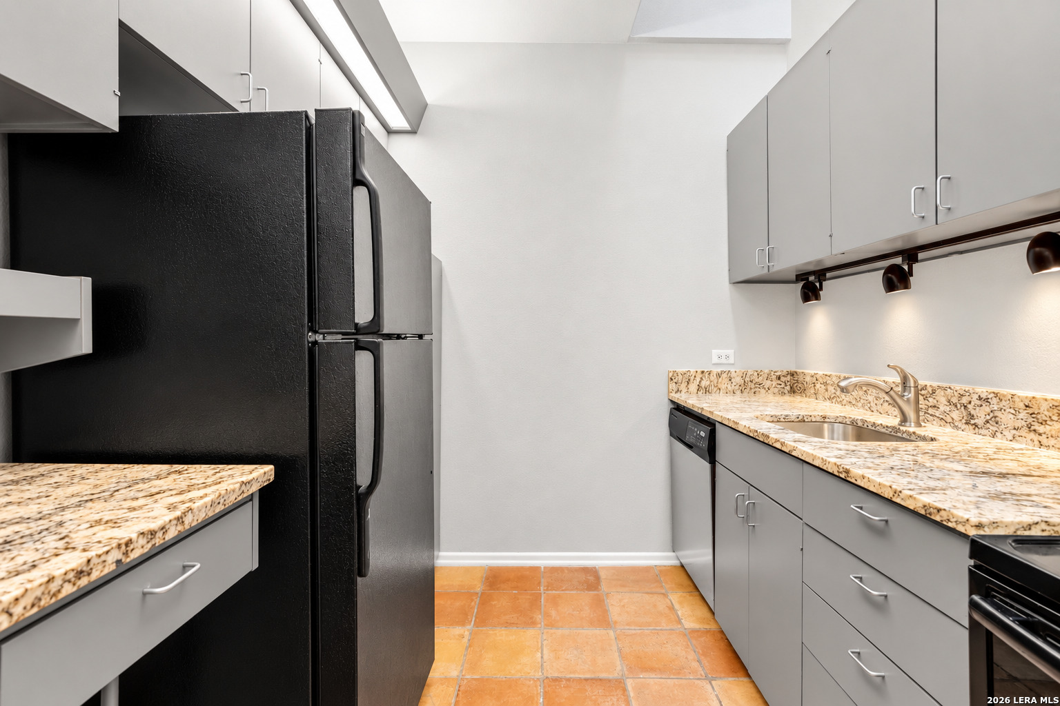 8642 Fredericksburg Rd. Unit: 103