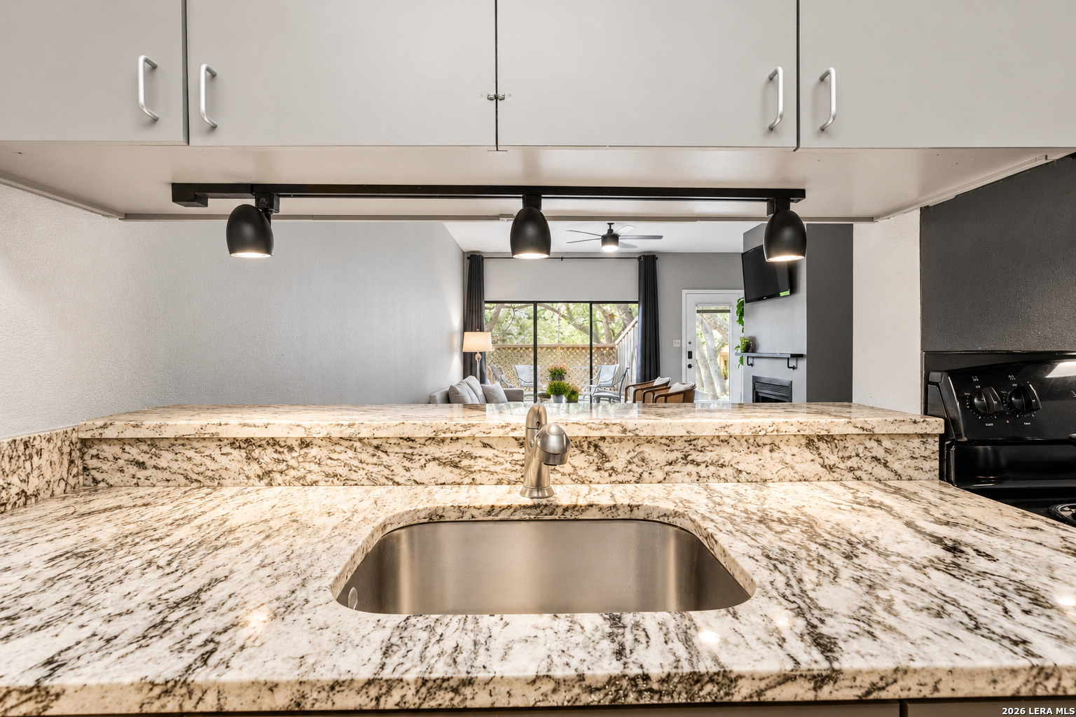 8642 Fredericksburg Rd. Unit: 103
