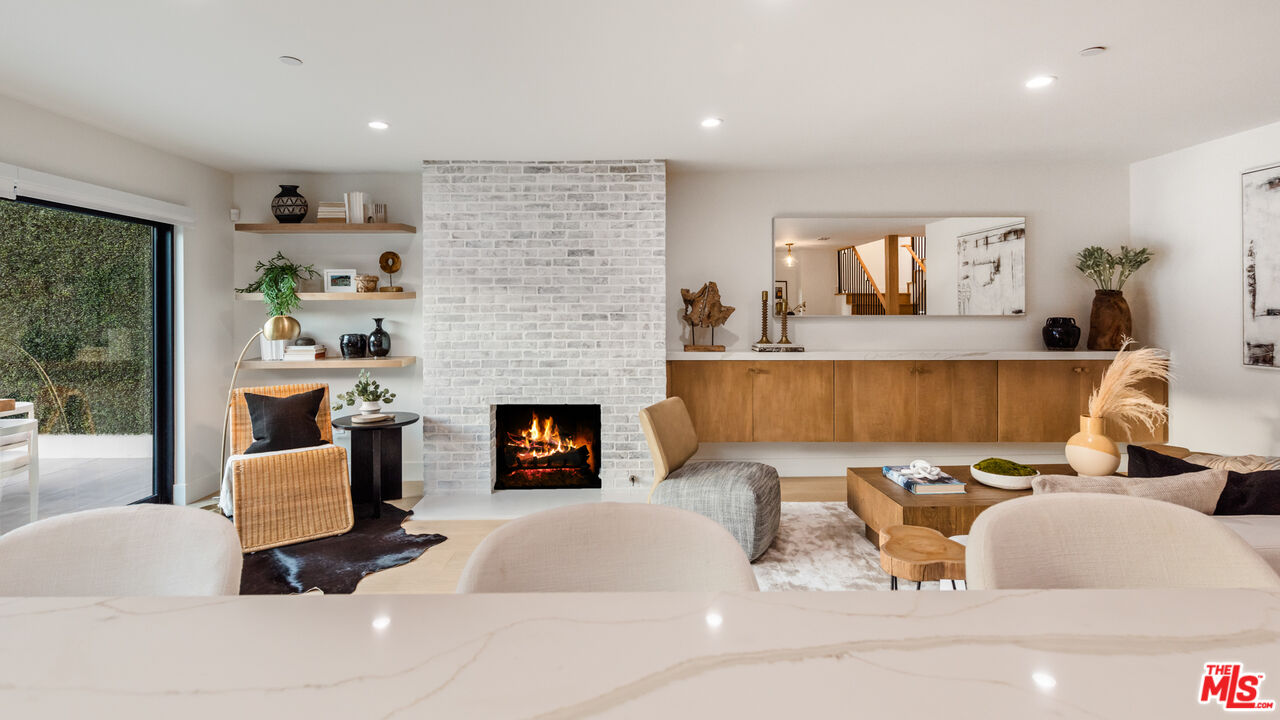612 Iris Ave