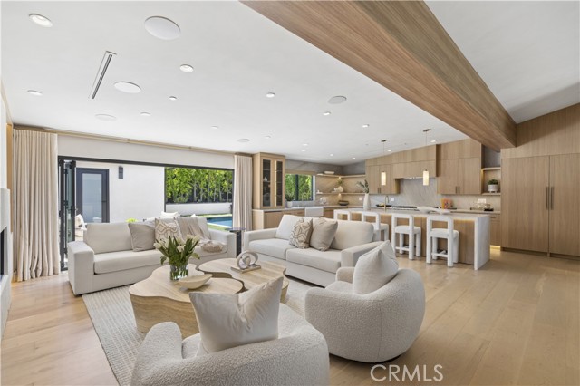 1120 White Sails WAY