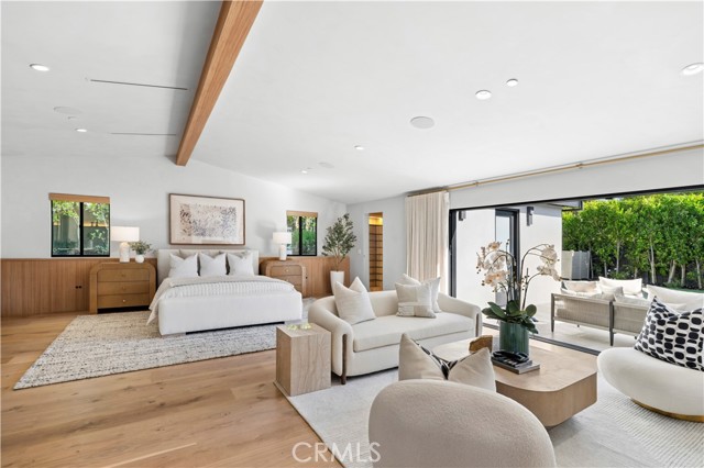 1120 White Sails WAY