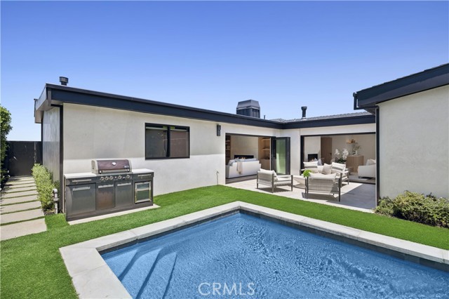 1120 White Sails WAY