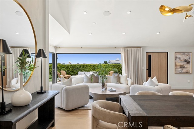 1120 White Sails WAY