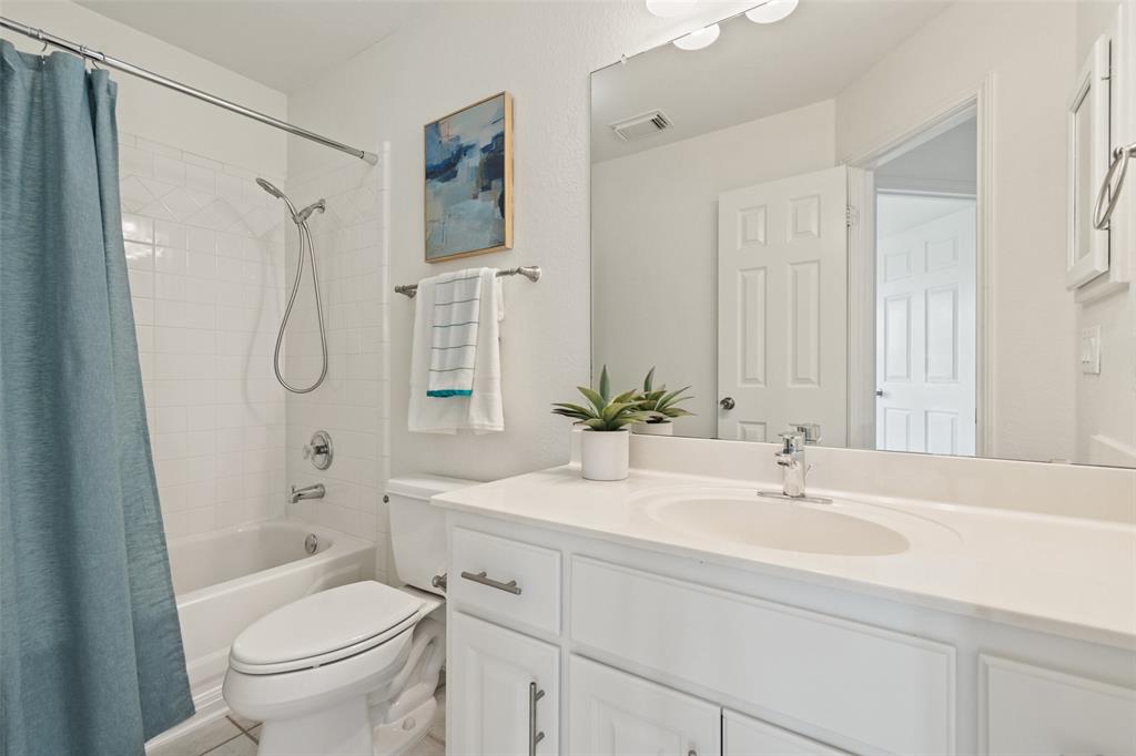 10200 Scull Creek Dr