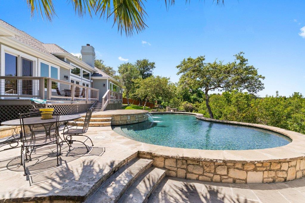 9218 Leaning Rock CIR