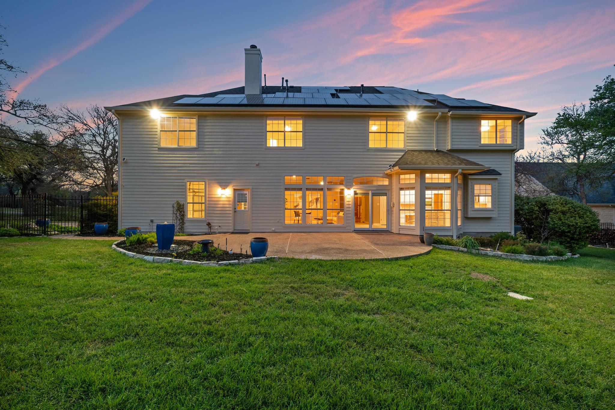 9305 Leaning Rock CIR