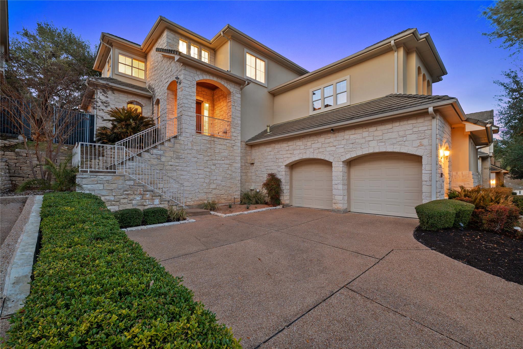 4336 Canoas DR