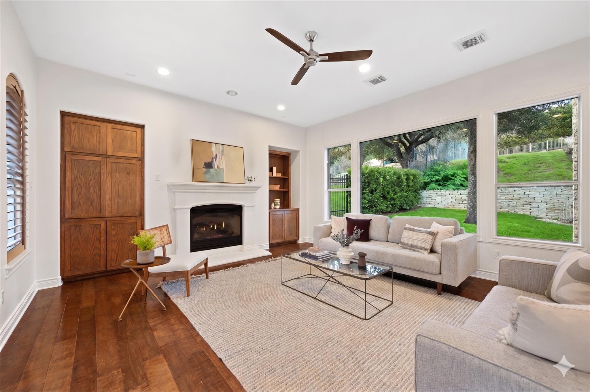 4336 Canoas DR