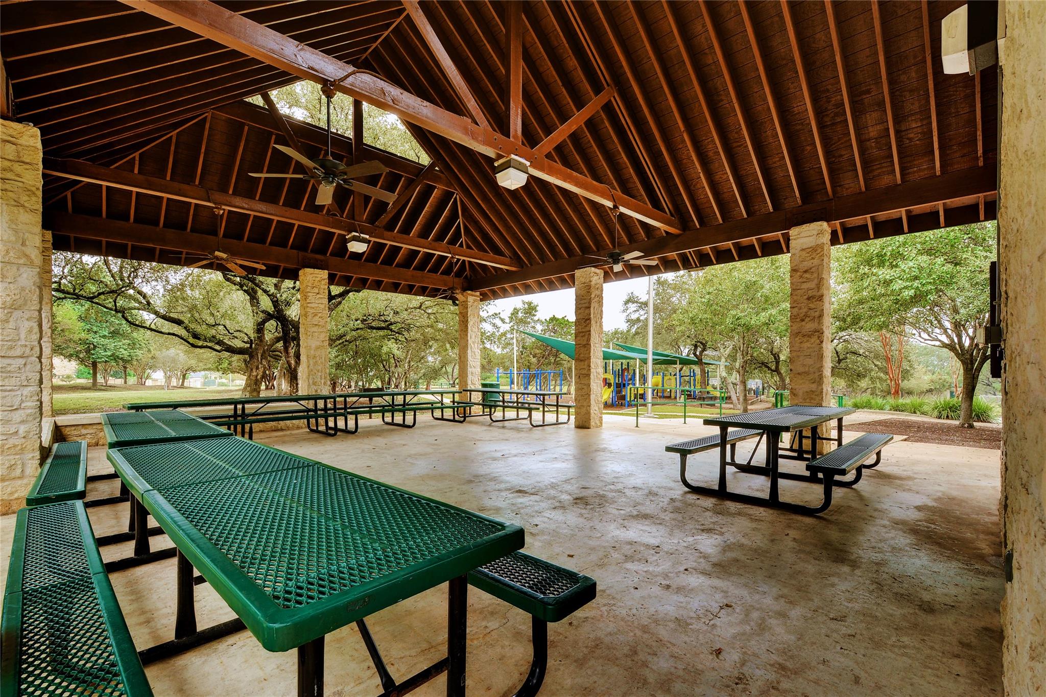 4336 Canoas DR