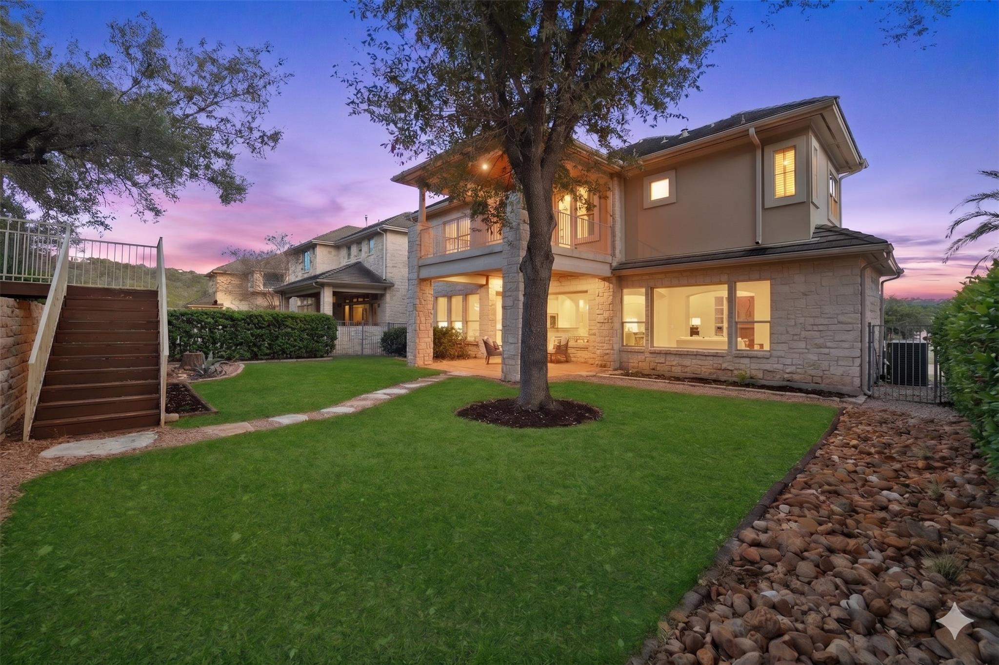 4336 Canoas DR
