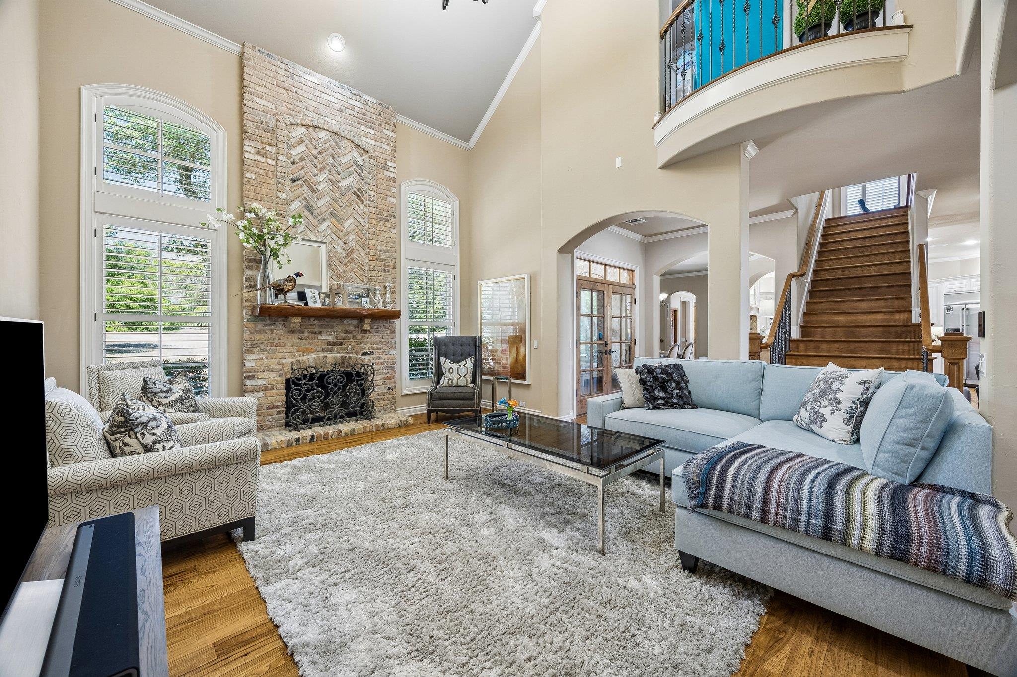 8403 Horseshoe Ledge
