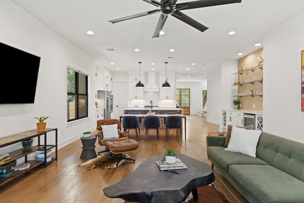 1212 Madison Ave