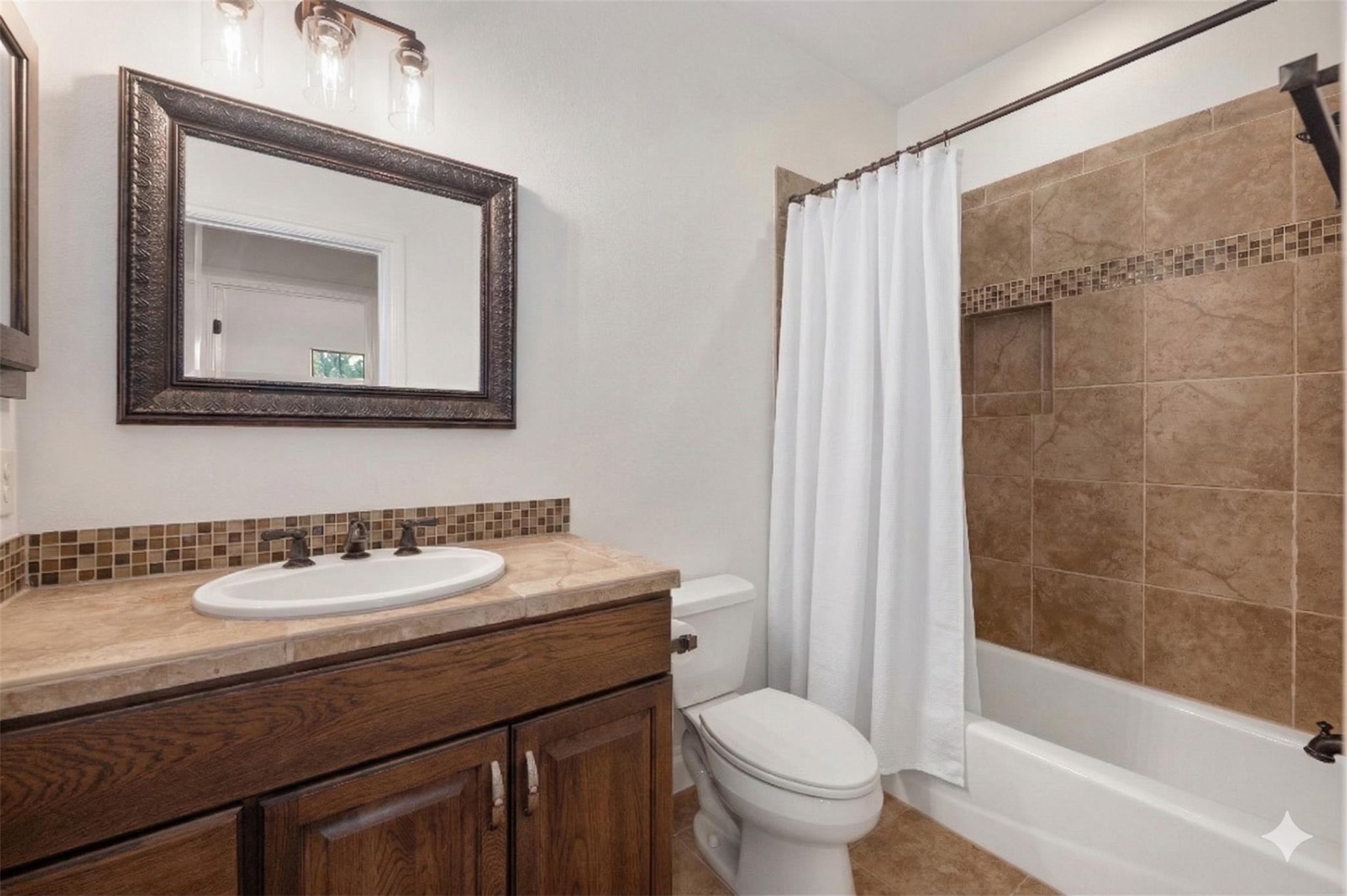 4105 Michael Neill DR