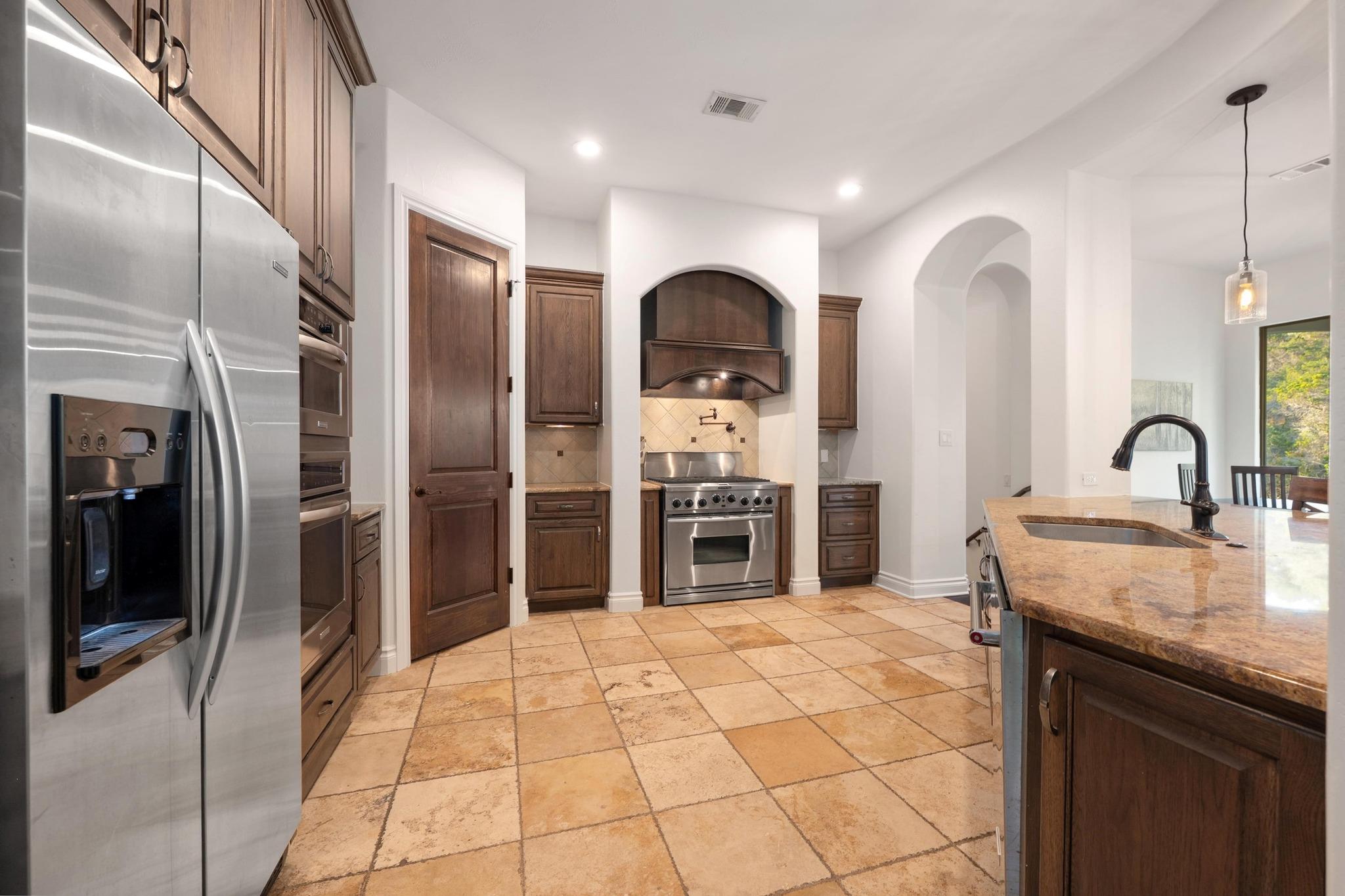 4105 Michael Neill DR