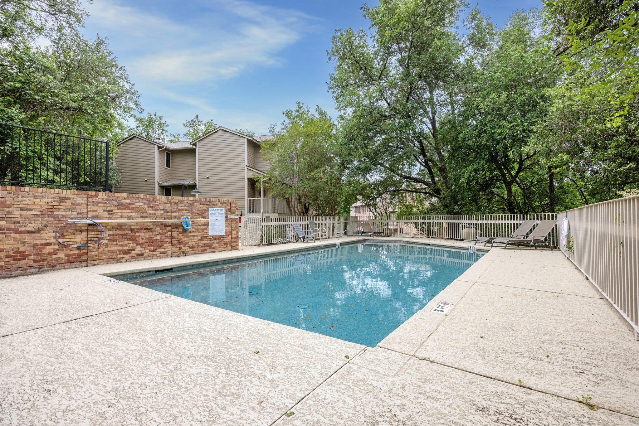 3845 Ranch Road 2222 #33 # 33