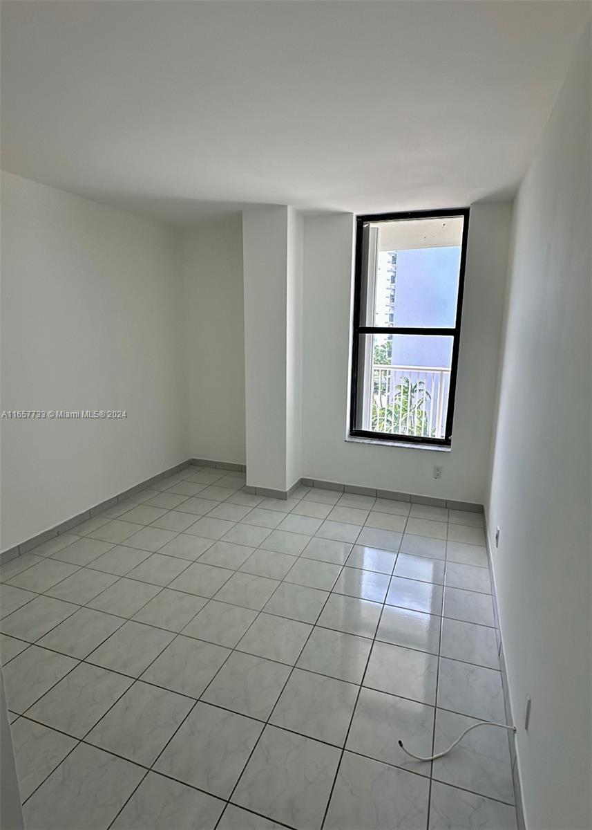 1440 SE Brickell Bay Dr # 706