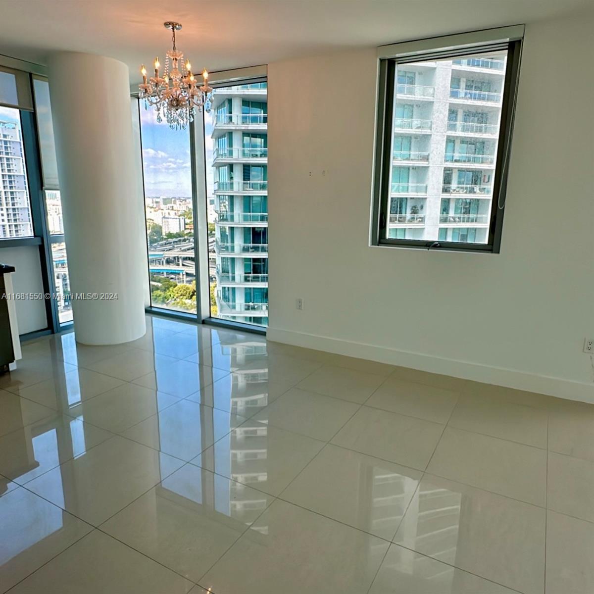 92 SW 3rd St # 2810