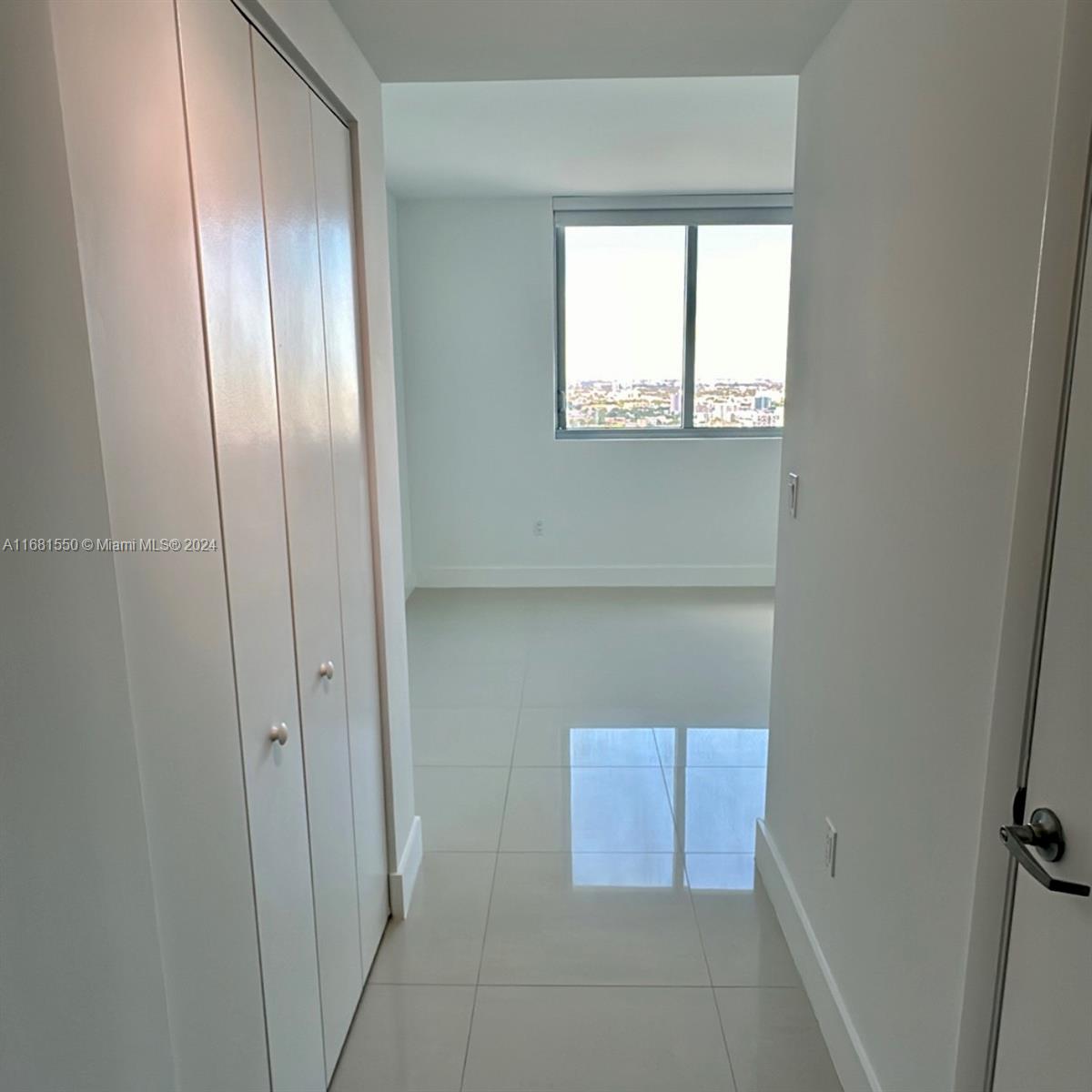 92 SW 3rd St # 2810