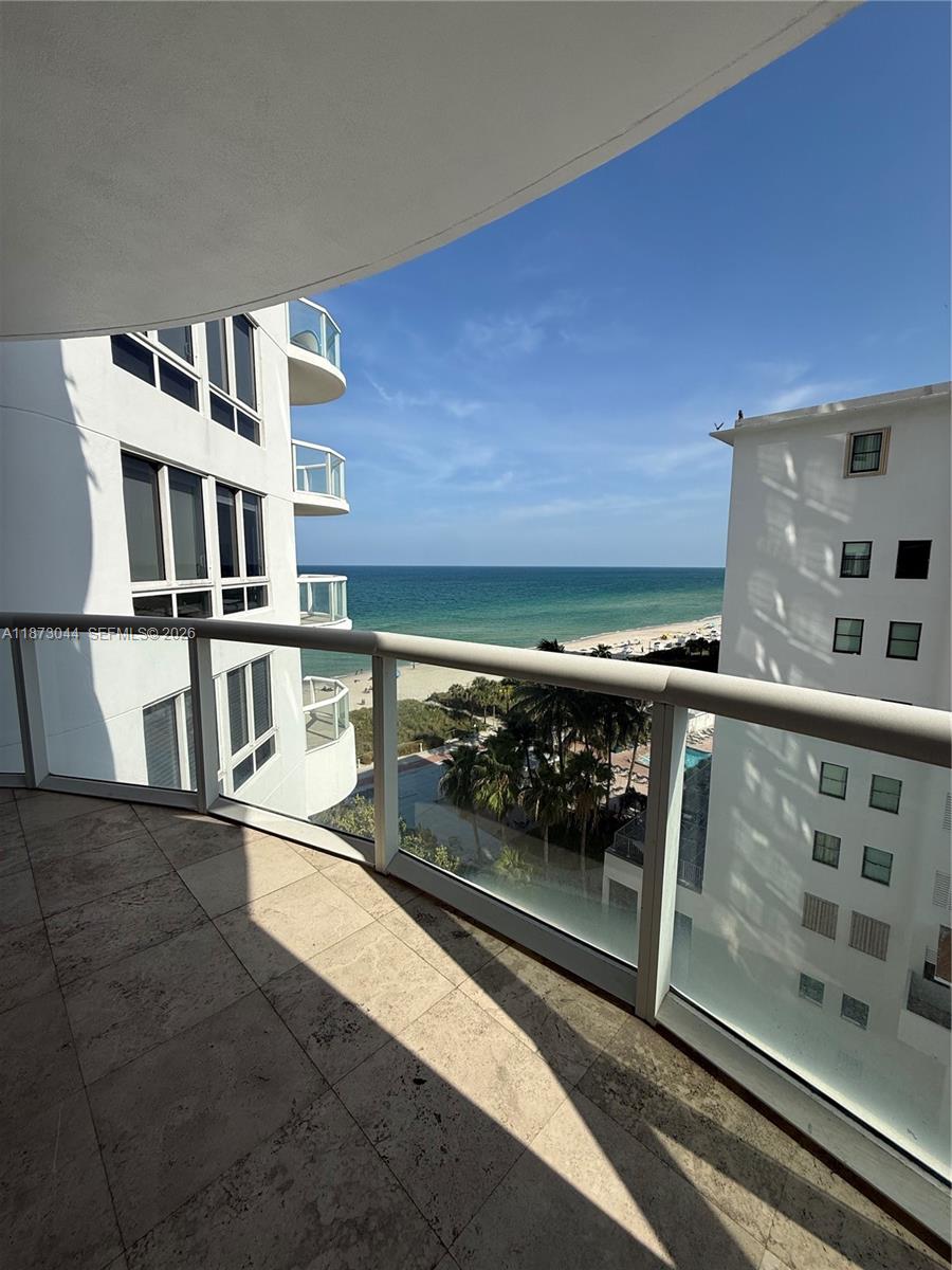 6365 Collins Ave # 904