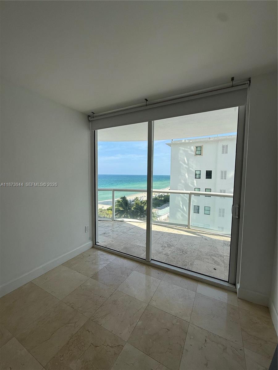 6365 Collins Ave # 904