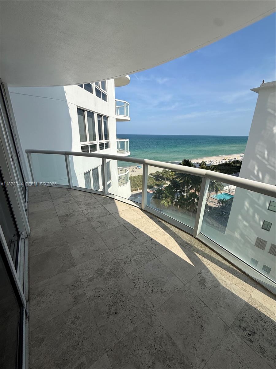 6365 Collins Ave # 904
