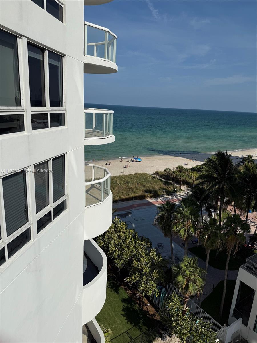 6365 Collins Ave # 904
