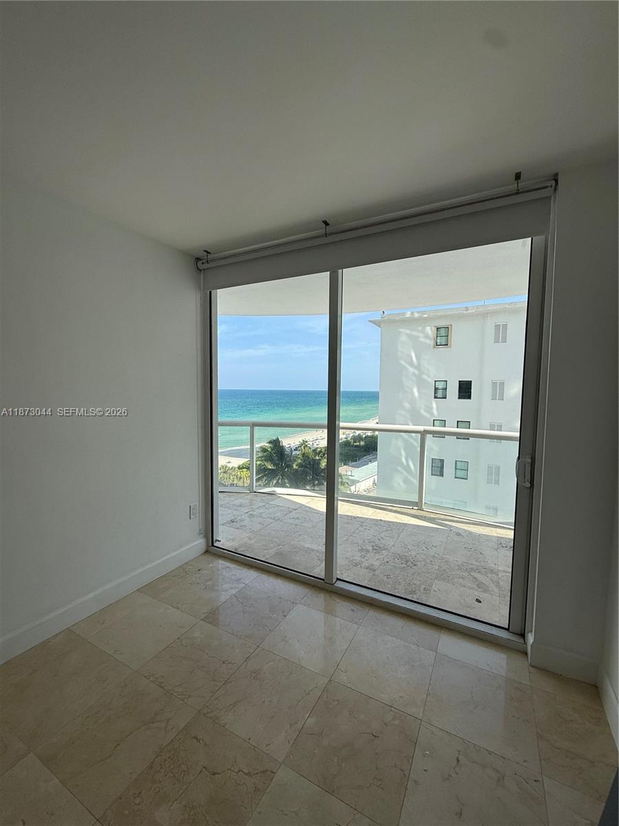 6365 Collins Ave # 904