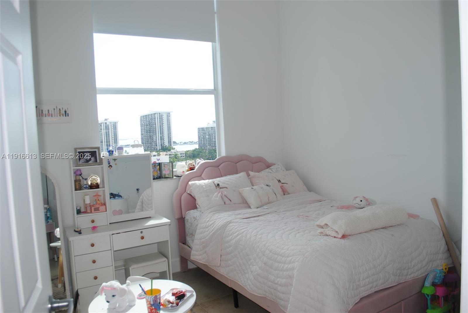 1723 SW 2nd Ave Unit: PH09