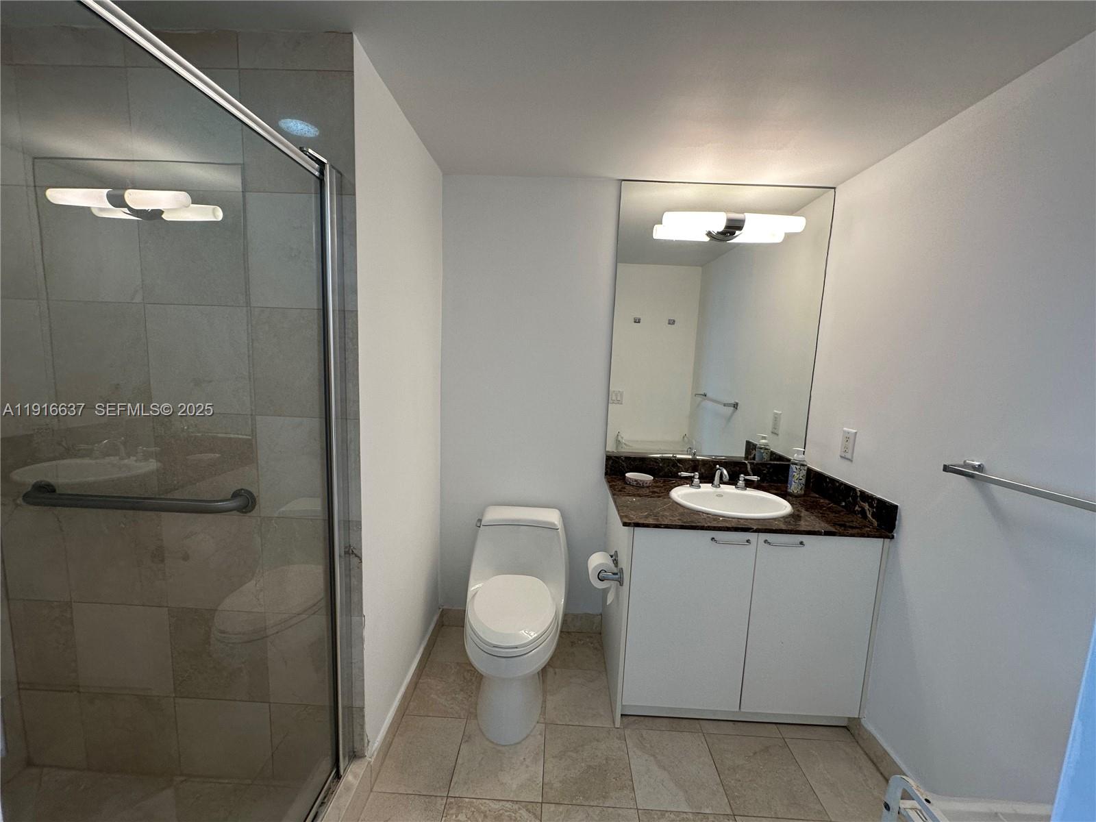 17555 Collins Ave # 1702