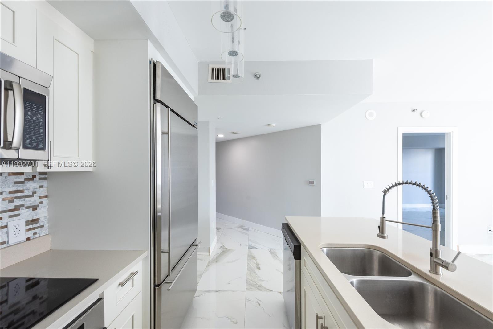 55 SE 6 ST # 1207