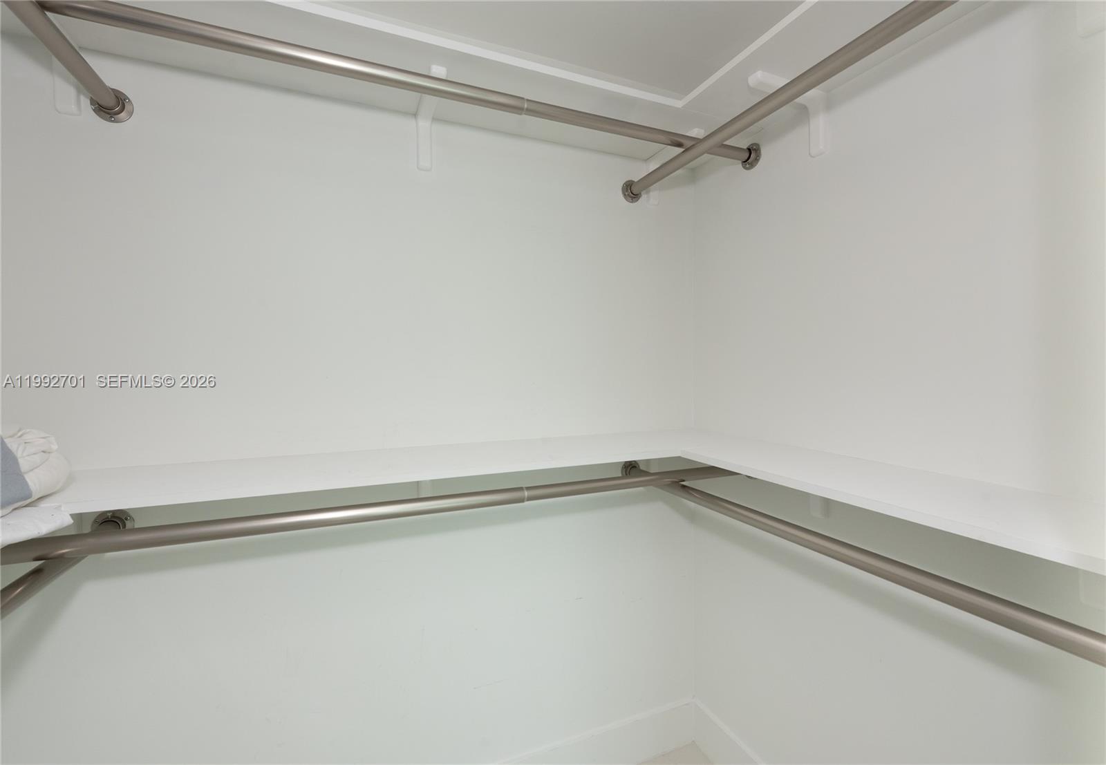 55 SE 6 ST # 1207