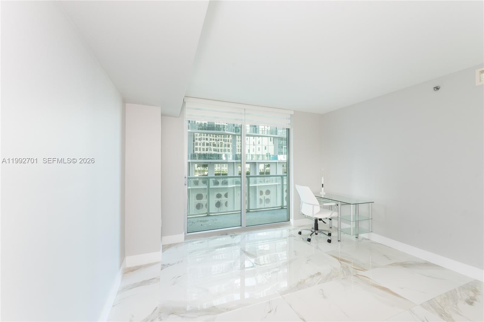 55 SE 6 ST # 1207