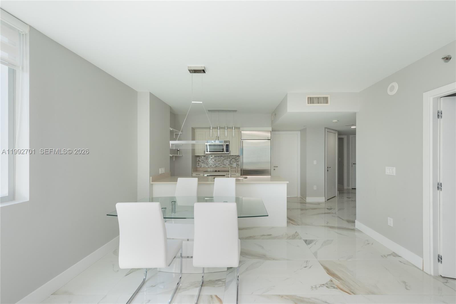 55 SE 6 ST # 1207