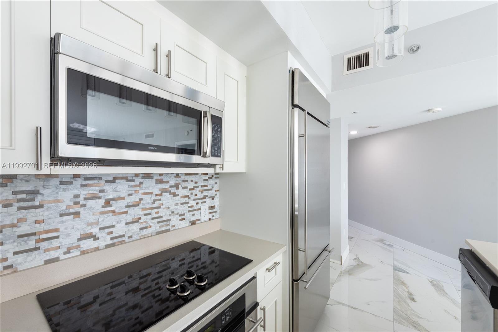 55 SE 6 ST # 1207