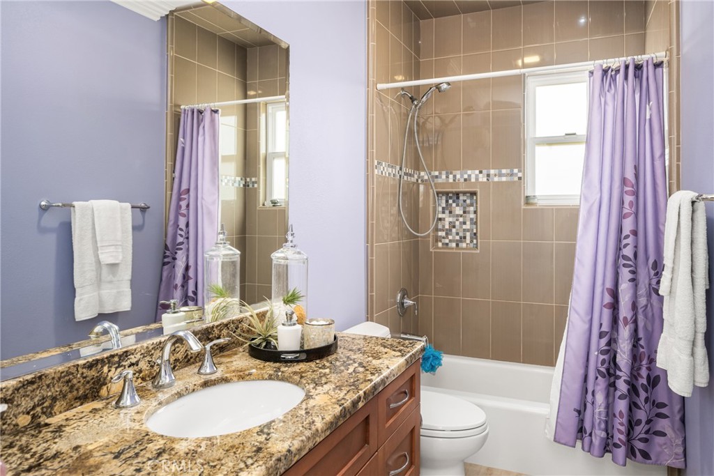 1977 Port Cardiff Place