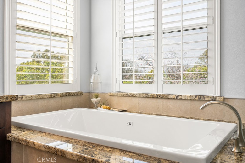 1977 Port Cardiff Place